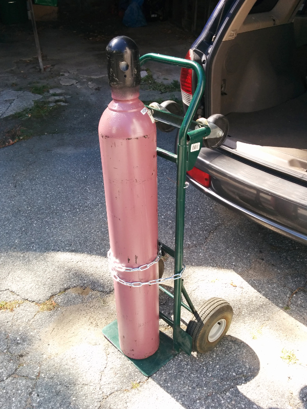 Helium tank